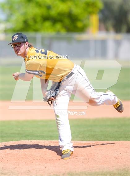 Thumbnail 3 in Arapahoe vs. McNary (Pride Classic) photogallery.