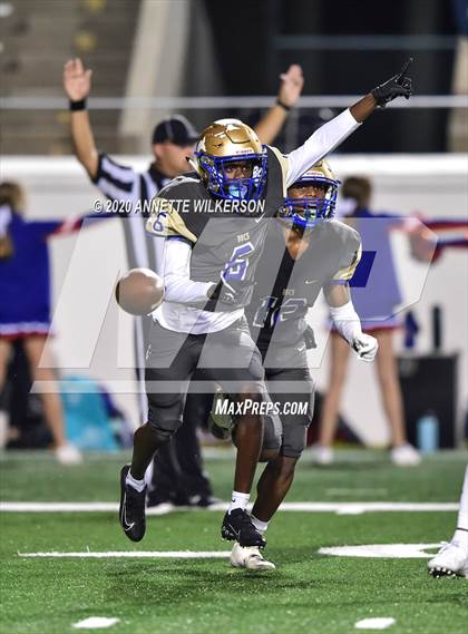 Thumbnail 3 in Bolles @ Mainland photogallery.