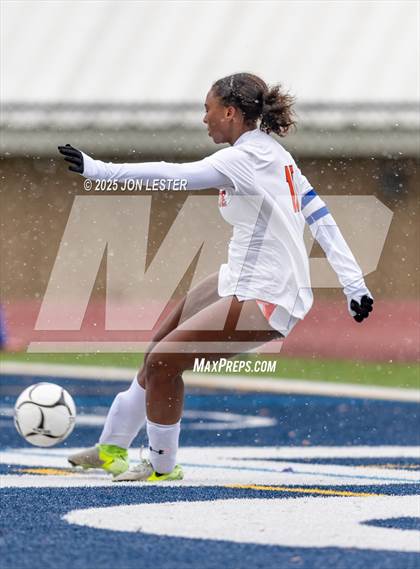 Thumbnail 1 in Tuckahoe vs. Stillwater (NYSPHSAA Class C Final) photogallery.