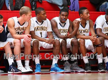 Thumbnail 3 in Long Beach Poly vs. Santa Monica (Pacific Shores Tournament) photogallery.