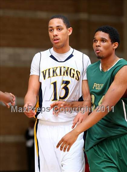 Thumbnail 2 in Long Beach Poly vs. Santa Monica (Pacific Shores Tournament) photogallery.