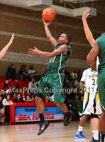 Thumbnail 3 in Long Beach Poly vs. Santa Monica (Pacific Shores Tournament) photogallery.