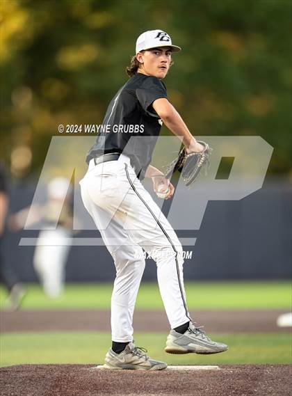 Thumbnail 3 in Pleasant Grove @ Lindale (UIL 4A Region II Quarterfinal) photogallery.