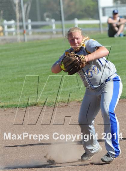 Thumbnail 3 in Corning vs Anderson (NSCIF D4 Semifinal Playoff) photogallery.