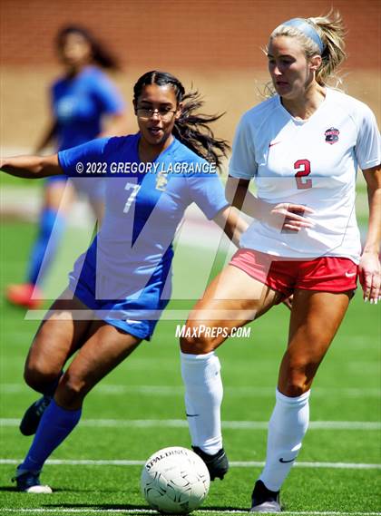 Thumbnail 2 in Argyle vs San Elizario (UIL 4A Regional Semifinal) photogallery.