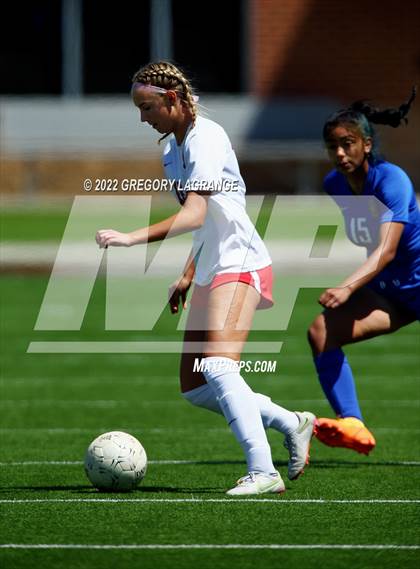 Thumbnail 1 in Argyle vs San Elizario (UIL 4A Regional Semifinal) photogallery.