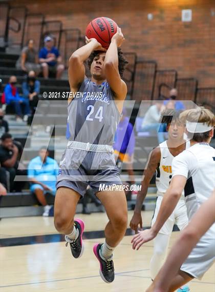 Thumbnail 1 in Gilbert vs Chandler (Welcome to the Jungle Holiday Tournament) photogallery.