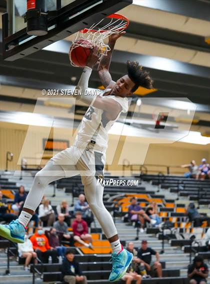 Thumbnail 1 in Gilbert vs Chandler (Welcome to the Jungle Holiday Tournament) photogallery.