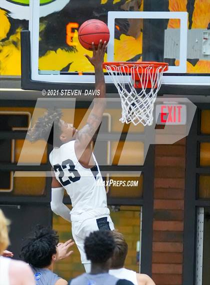 Thumbnail 1 in Gilbert vs Chandler (Welcome to the Jungle Holiday Tournament) photogallery.