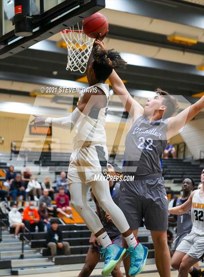 Thumbnail 1 in Gilbert vs Chandler (Welcome to the Jungle Holiday Tournament) photogallery.