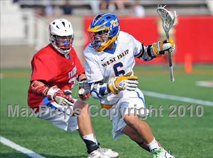 Thumbnail 2 in Fairport vs. West Islip (NYSPHYSAA Class A Final) photogallery.