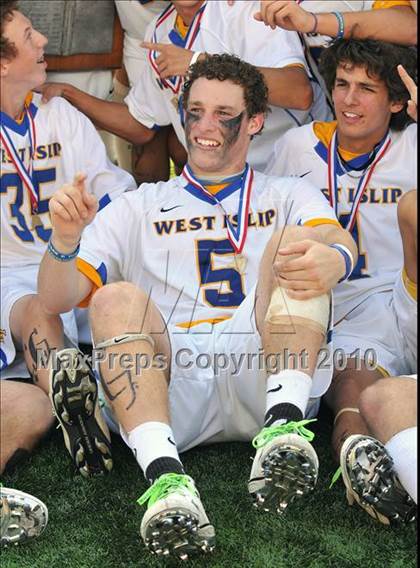 Thumbnail 3 in Fairport vs. West Islip (NYSPHYSAA Class A Final) photogallery.
