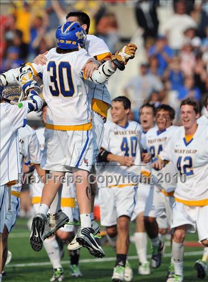 Thumbnail 3 in Fairport vs. West Islip (NYSPHYSAA Class A Final) photogallery.