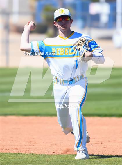 Thumbnail 2 in IMG Academy Black vs. Quartz Hill (Coach Bob Invitational)  photogallery.