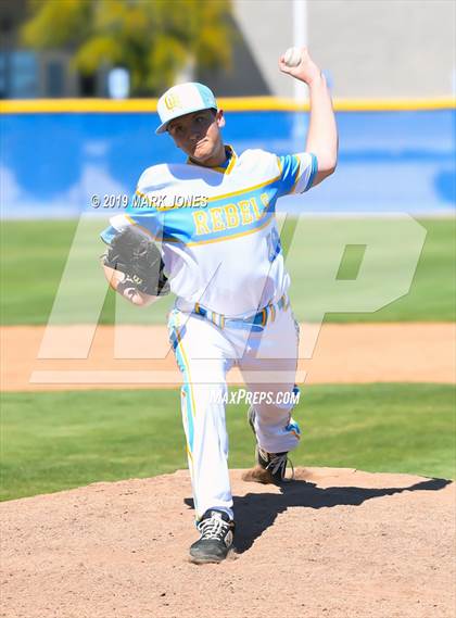 Thumbnail 3 in IMG Academy Black vs. Quartz Hill (Coach Bob Invitational)  photogallery.