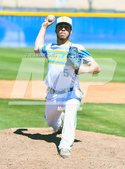 Thumbnail 2 in IMG Academy Black vs. Quartz Hill (Coach Bob Invitational)  photogallery.