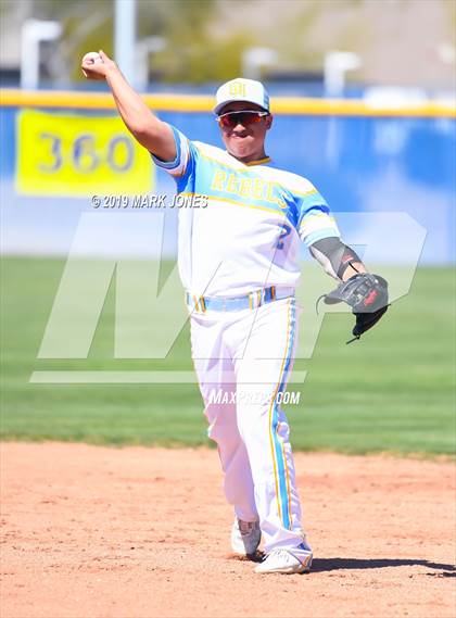 Thumbnail 3 in IMG Academy Black vs. Quartz Hill (Coach Bob Invitational)  photogallery.
