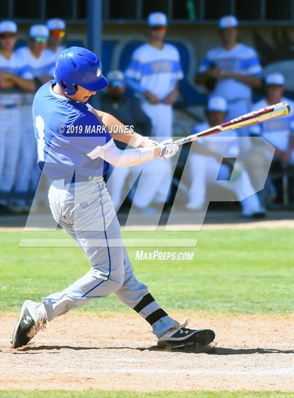 Thumbnail 2 in IMG Academy Black vs. Quartz Hill (Coach Bob Invitational)  photogallery.