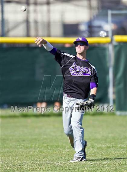 Thumbnail 3 in Lemoore @ Garces (CIF CS D3 Semifinal) photogallery.