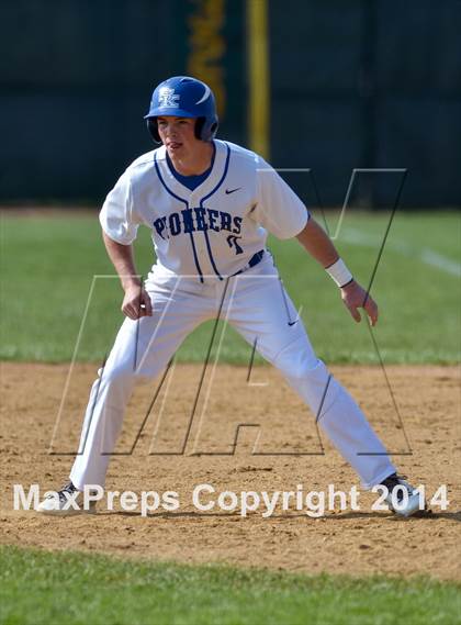 Thumbnail 3 in Glen Este @ Simon Kenton photogallery.