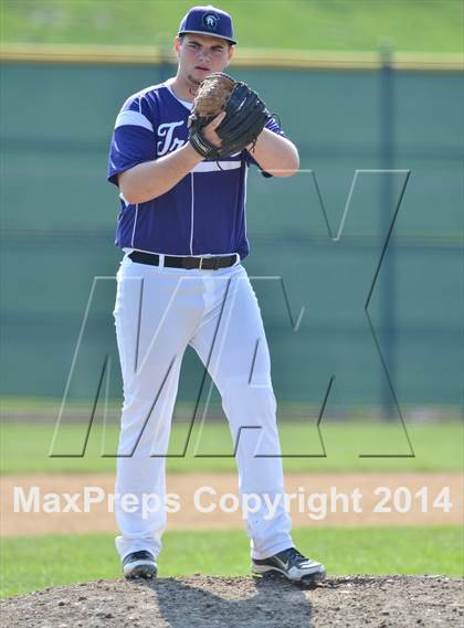 Thumbnail 1 in Glen Este @ Simon Kenton photogallery.