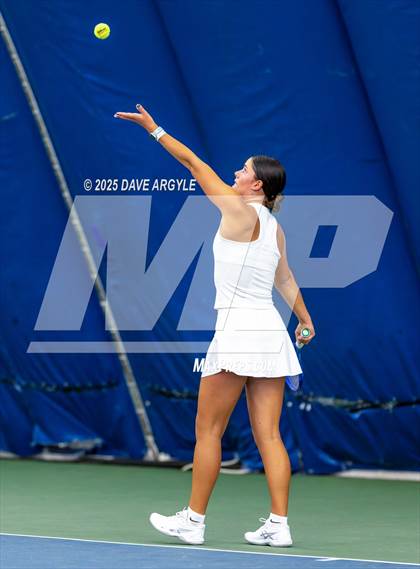 Thumbnail 2 in UHSAA 4A, 6A Semifinals photogallery.