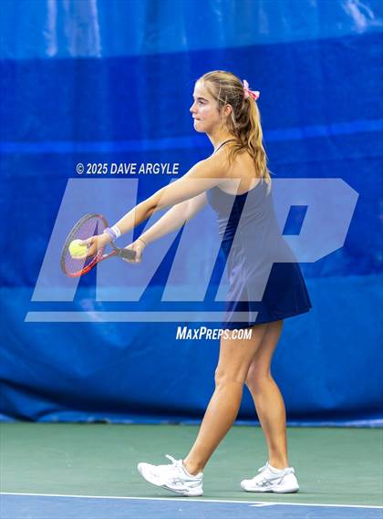 Thumbnail 1 in UHSAA 4A, 6A Semifinals photogallery.