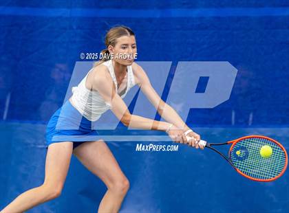 Thumbnail 2 in UHSAA 4A, 6A Semifinals photogallery.