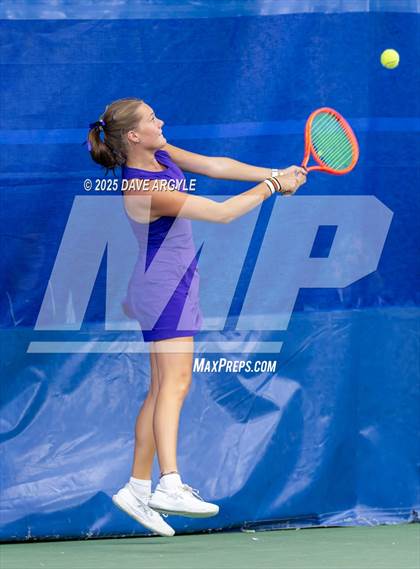 Thumbnail 2 in UHSAA 4A, 6A Semifinals photogallery.