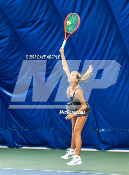 Thumbnail 2 in UHSAA 4A, 6A Semifinals photogallery.