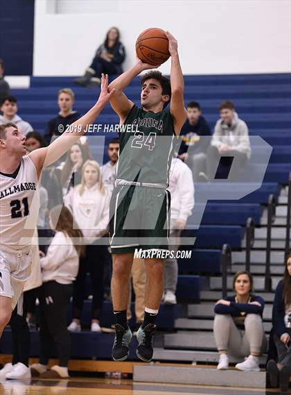 Thumbnail 2 in Aurora @ Tallmadge photogallery.