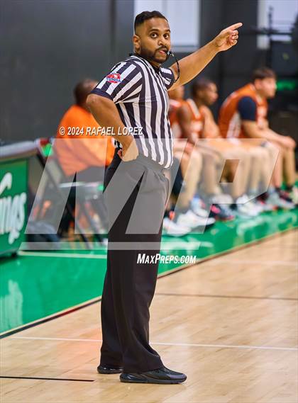 Thumbnail 2 in Scarborough vs. Austin (Houston ISD Tournament) photogallery.
