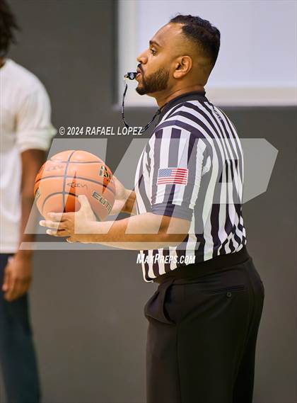 Thumbnail 2 in Scarborough vs. Austin (Houston ISD Tournament) photogallery.
