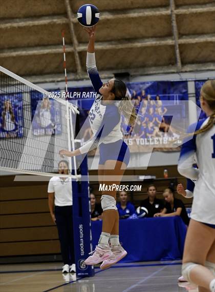 Thumbnail 2 in Chico @ Orland photogallery.
