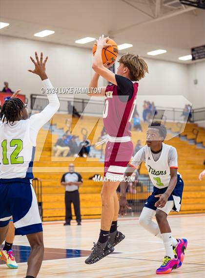 Thumbnail 2 in Mill Creek vs Discovery photogallery.