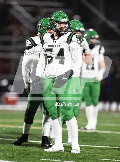 Thumbnail 3 in Highland vs. Avon (OHSAA Division 2 Regional Final) photogallery.