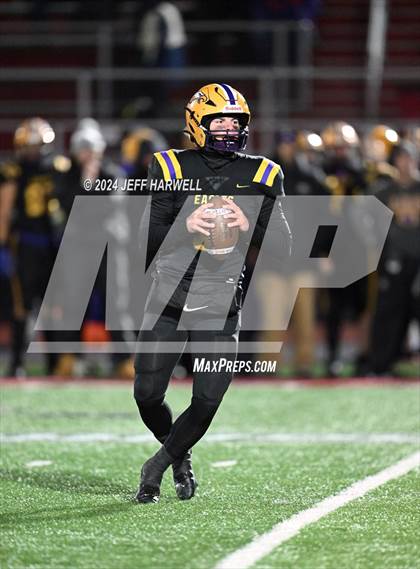 Thumbnail 2 in Highland vs. Avon (OHSAA Division 2 Regional Final) photogallery.