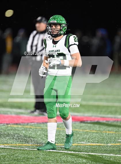 Thumbnail 1 in Highland vs. Avon (OHSAA Division 2 Regional Final) photogallery.