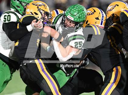 Thumbnail 3 in Highland vs. Avon (OHSAA Division 2 Regional Final) photogallery.
