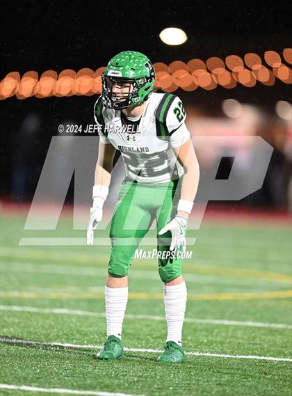 Thumbnail 2 in Highland vs. Avon (OHSAA Division 2 Regional Final) photogallery.