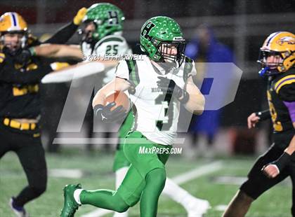 Thumbnail 2 in Highland vs. Avon (OHSAA Division 2 Regional Final) photogallery.