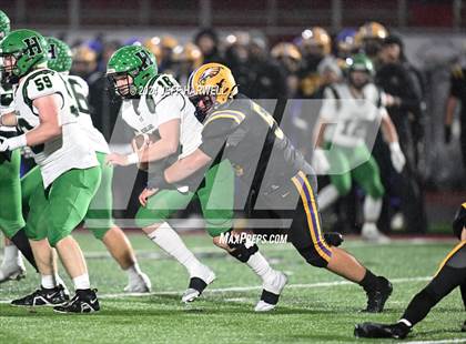Thumbnail 3 in Highland vs. Avon (OHSAA Division 2 Regional Final) photogallery.
