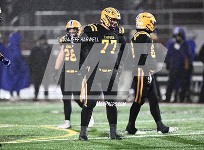 Thumbnail 2 in Highland vs. Avon (OHSAA Division 2 Regional Final) photogallery.
