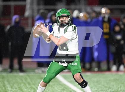 Thumbnail 1 in Highland vs. Avon (OHSAA Division 2 Regional Final) photogallery.