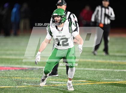 Thumbnail 2 in Highland vs. Avon (OHSAA Division 2 Regional Final) photogallery.