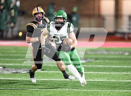 Thumbnail 2 in Highland vs. Avon (OHSAA Division 2 Regional Final) photogallery.