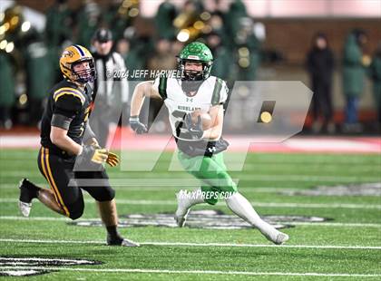 Thumbnail 3 in Highland vs. Avon (OHSAA Division 2 Regional Final) photogallery.
