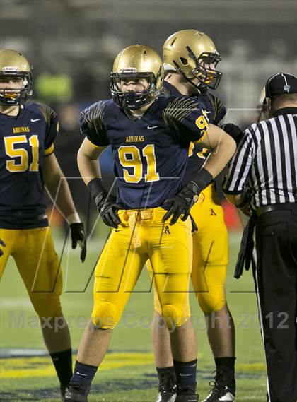 Thumbnail 2 in Lincoln vs. St. Thomas Aquinas (FHSAA 7A Final) photogallery.