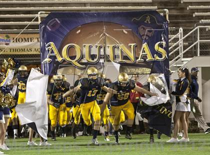 Thumbnail 3 in Lincoln vs. St. Thomas Aquinas (FHSAA 7A Final) photogallery.