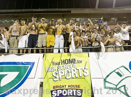 Thumbnail 2 in Lincoln vs. St. Thomas Aquinas (FHSAA 7A Final) photogallery.